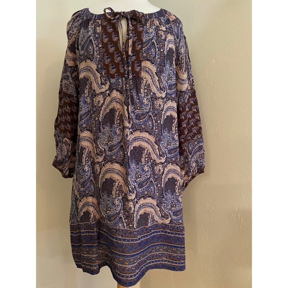 NWOT tunic with front tie.